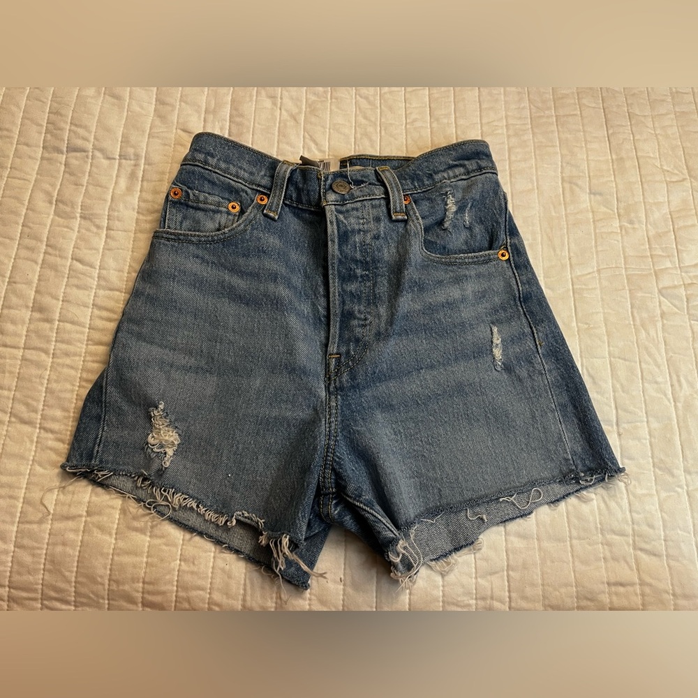 Levis Super High Rise Ribcage Distressed Denim Shorts NWT